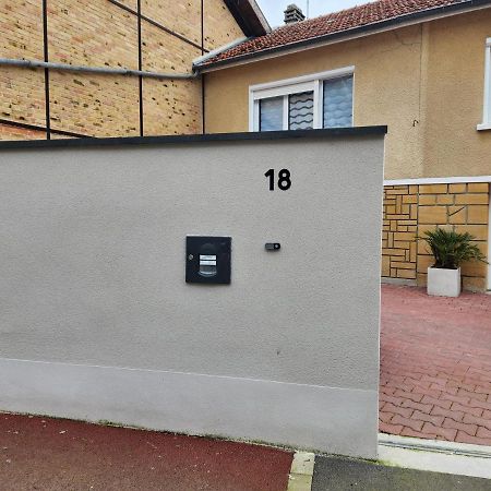 Studio, Pas De Collocation Possible Warmeriville 외부 사진