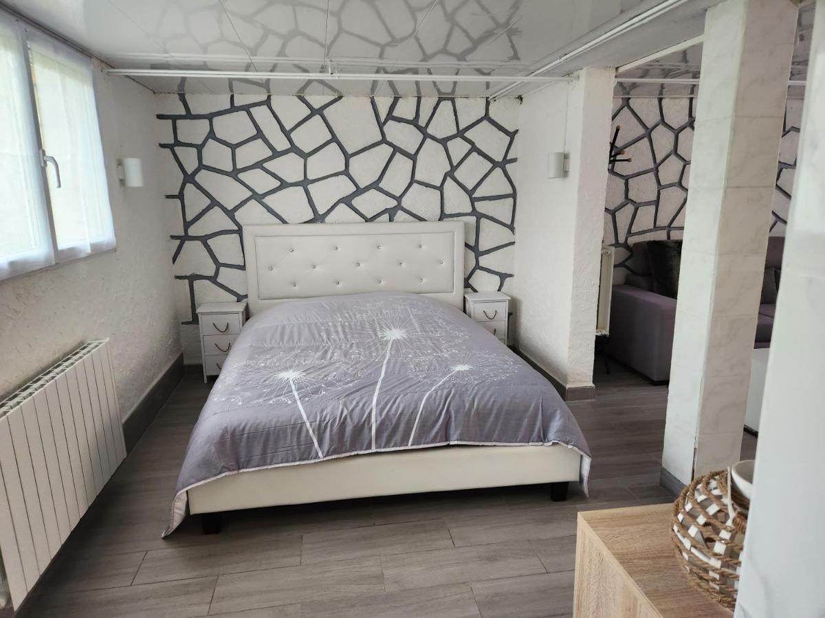 Studio, Pas De Collocation Possible Warmeriville 외부 사진