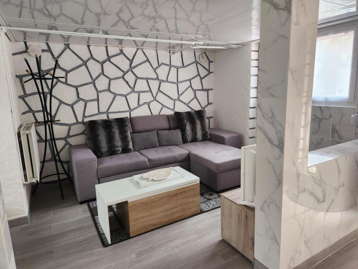 Studio, Pas De Collocation Possible Warmeriville 외부 사진