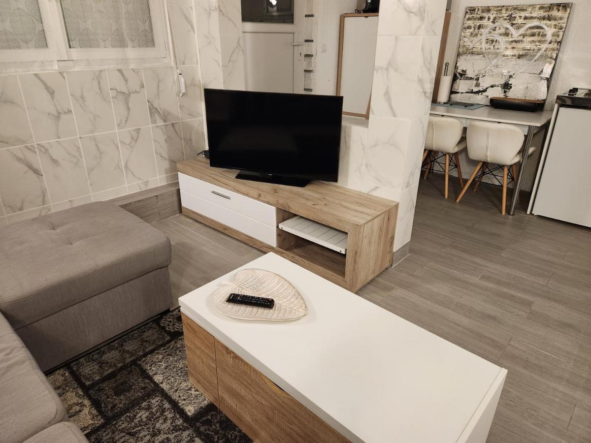 Studio, Pas De Collocation Possible Warmeriville 외부 사진