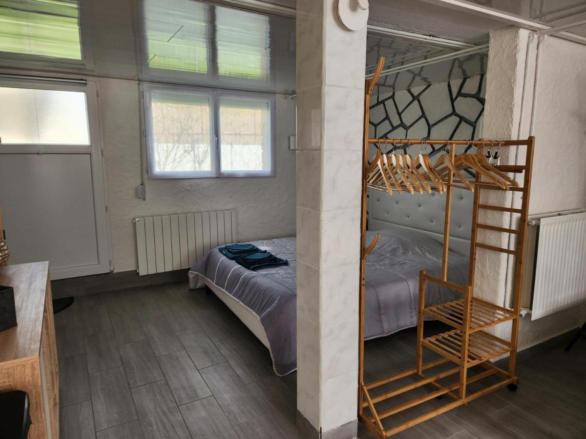 Studio, Pas De Collocation Possible Warmeriville 외부 사진